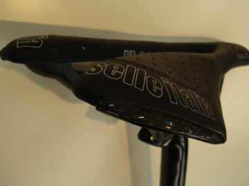 セライタリア チームエディション Amazon | SELLE ITALIA(セライタリア) SLR Team Edition BLK/RED